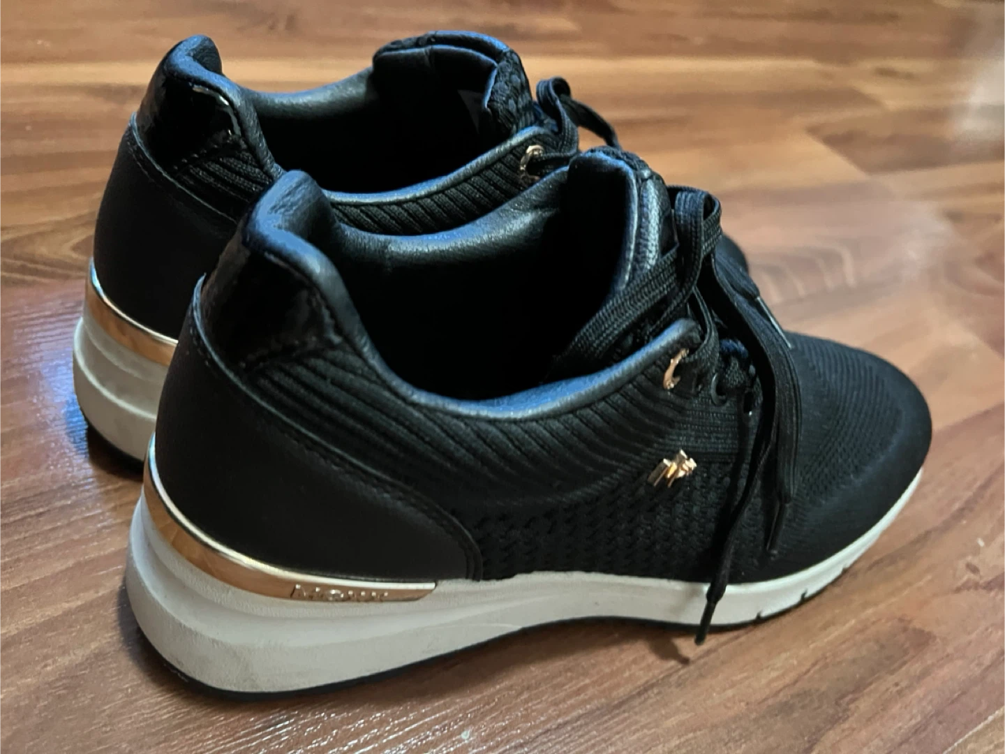 Women's Black Sneakers - photo 2