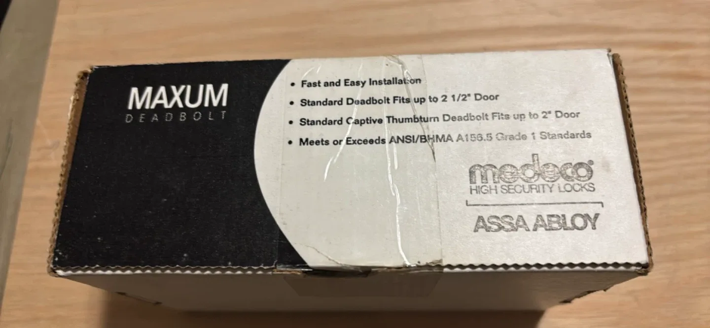 Medeco Maxum Deadbolt Lock Set image indicator(4)