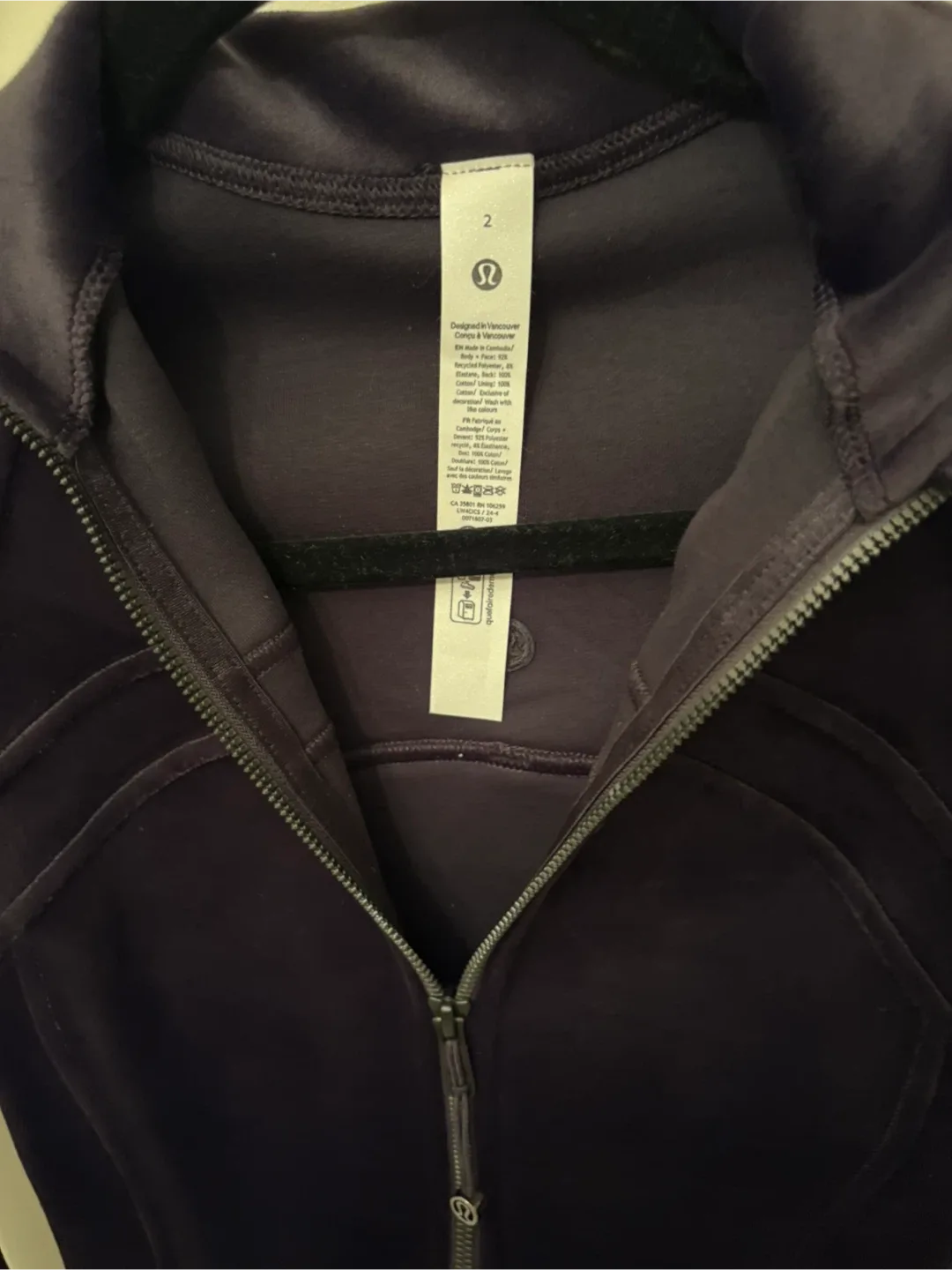 Lululemon Velvet Define Jacket - Size 2 image indicator(2)