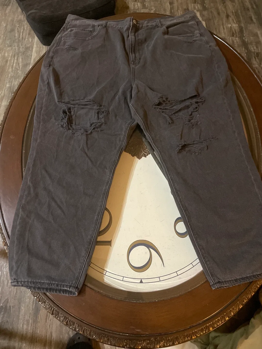 American Eagle Black Distressed Jeans - Size 24 image indicator(3)