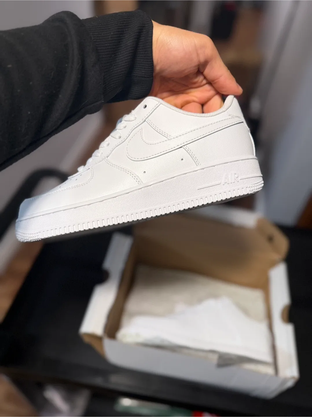 Nike Air Force 1 Low - White, New with Box image indicator(4)