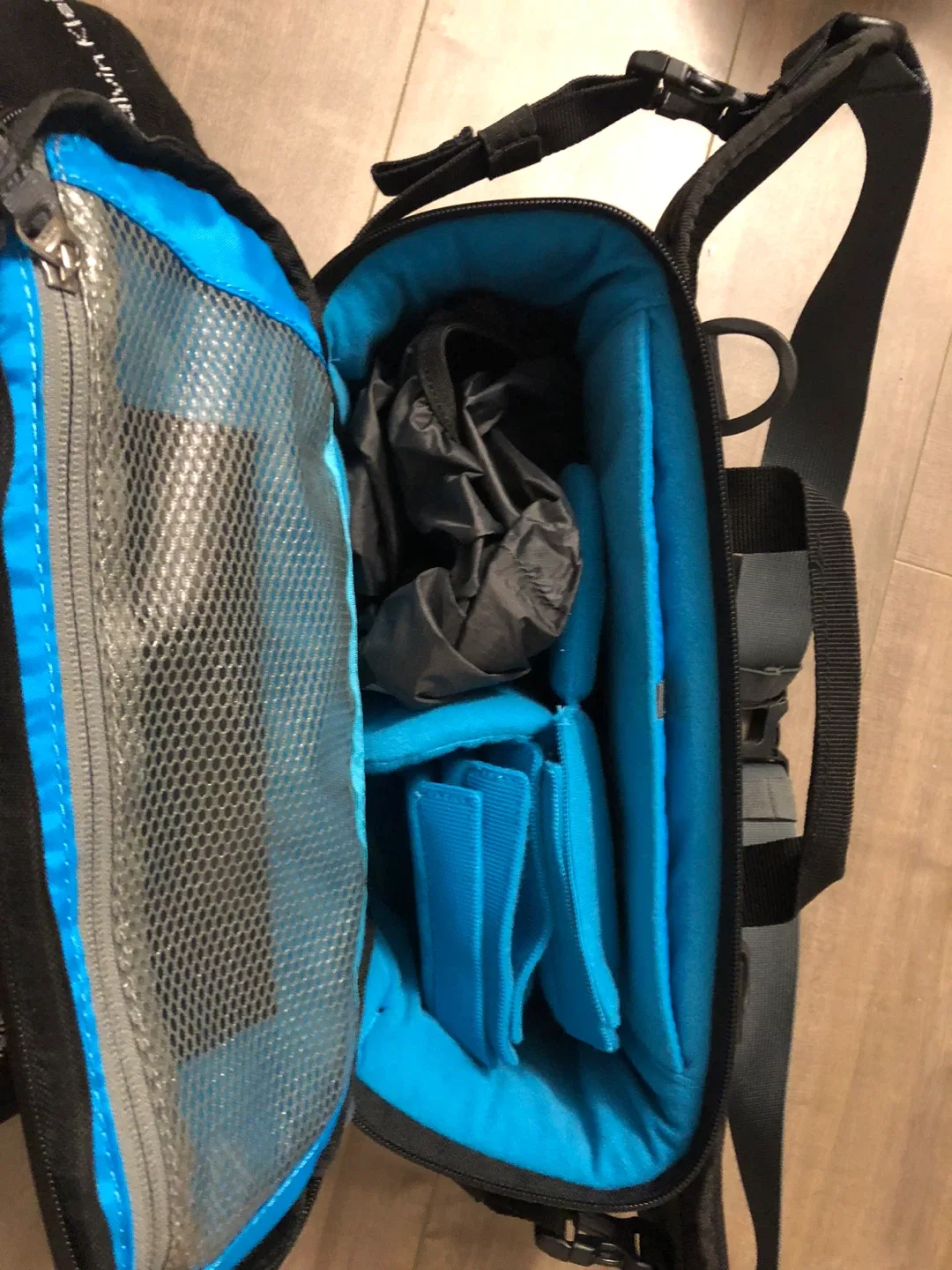 Thule Camera Backpack image indicator(2)