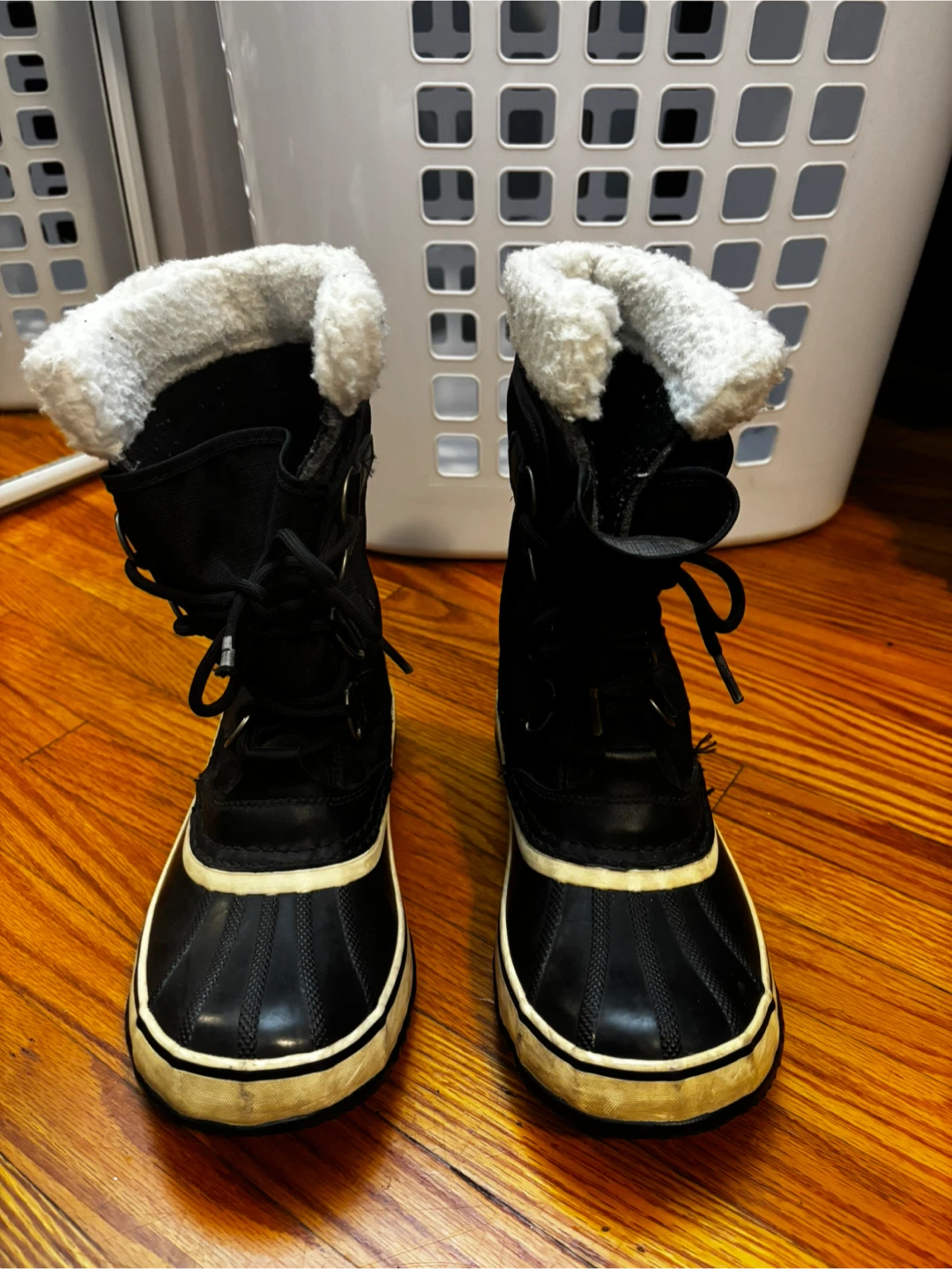 Sorel mid Winter Boots - size 8 women’s - photo 2