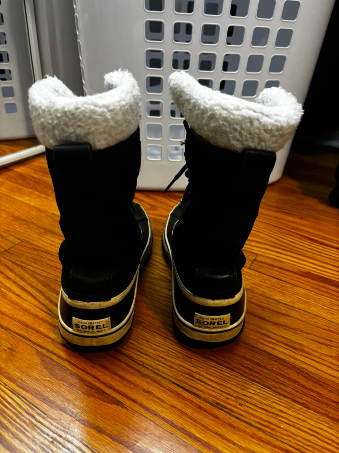 Sorel mid Winter Boots - size 8 women’s - photo 3