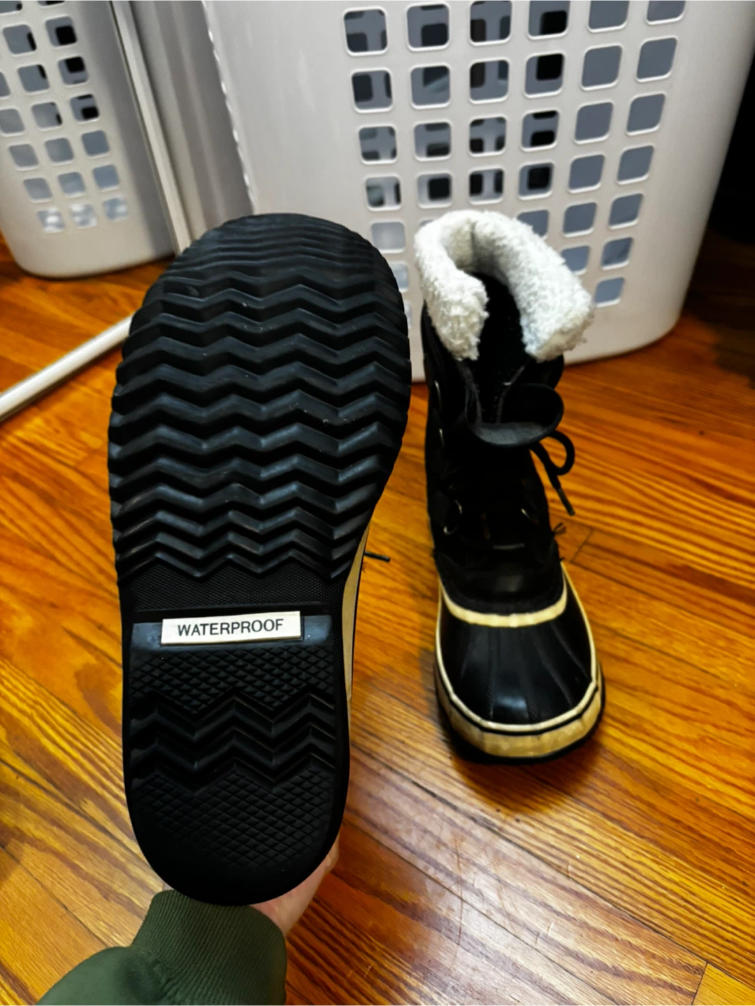 Sorel mid Winter Boots - size 8 women’s - photo 4