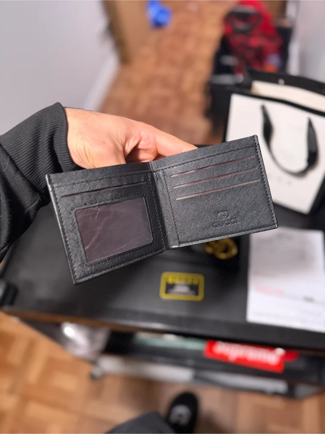 Gucci Belt & Wallet Set image indicator(4)