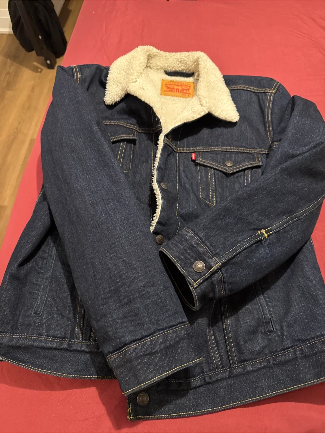 Levi Strauss & Co. Sherpa Trucker Jacket - Size L image indicator(3)