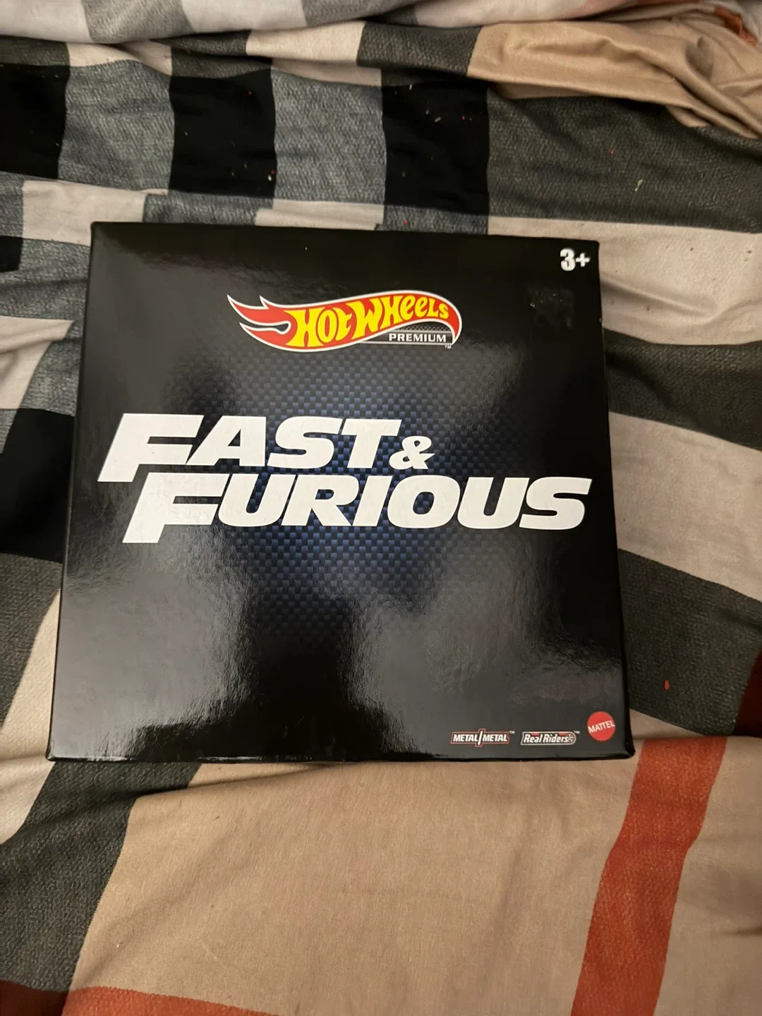 Hot Wheels Premium - Fast And Furious 5-car Bundle image indicator(2)