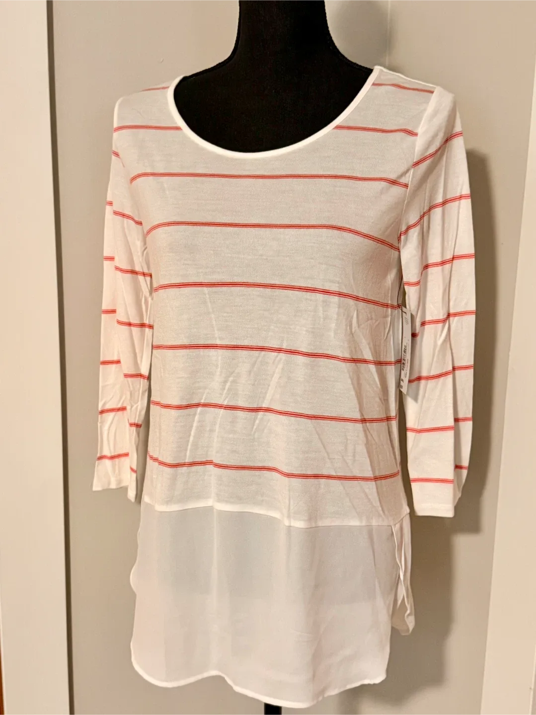 *NWT* a.n.a Snowdrift Stripe Top - Size Small