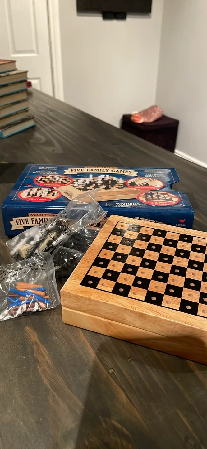 Cardinal Five Family Games Wood Travel Set image indicator(2)