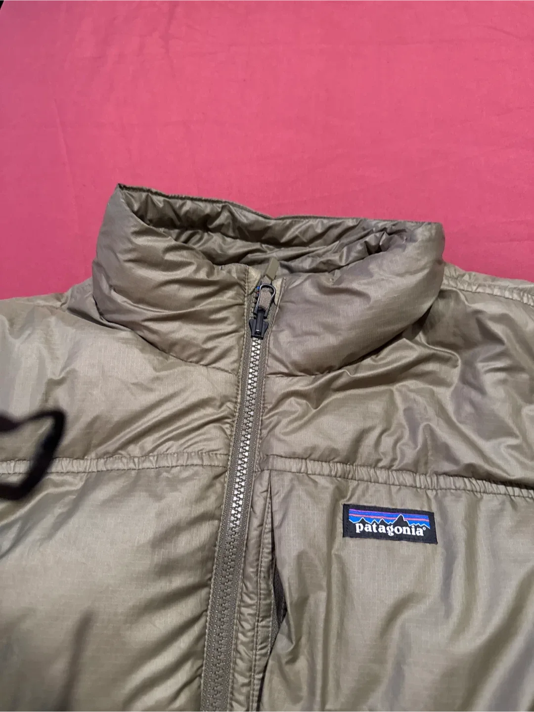 Autntic  Patagonia Down Sweater Jacket - Size L image indicator(2)