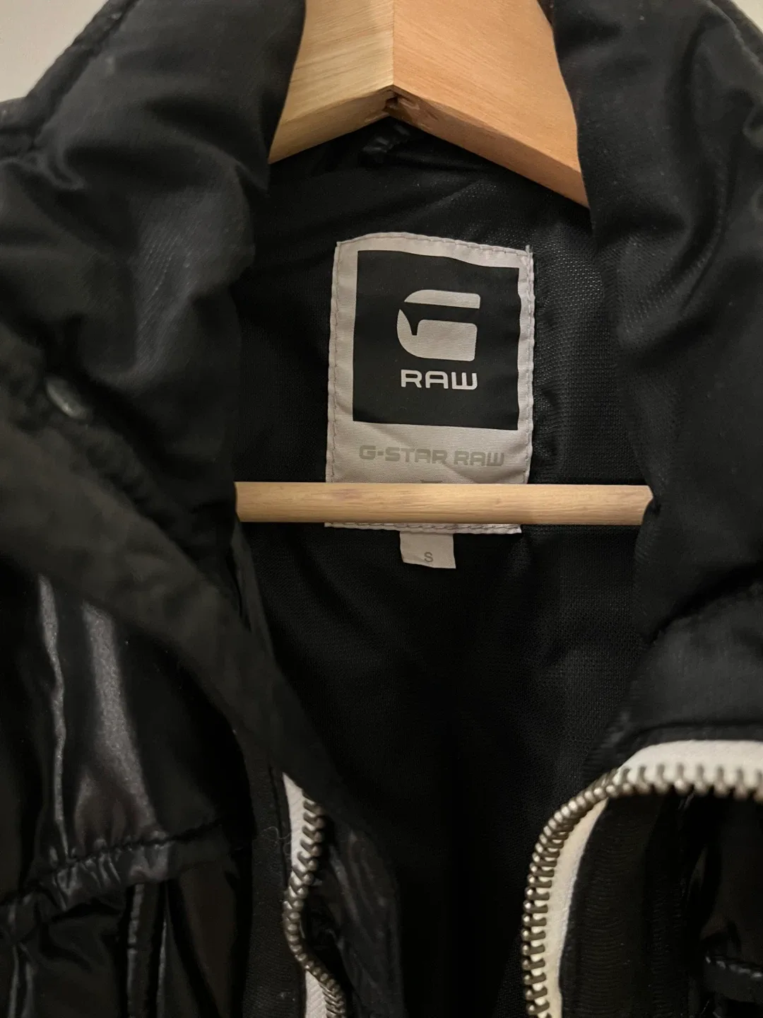 G-Star Raw Black Padded Vest Size S image indicator(3)