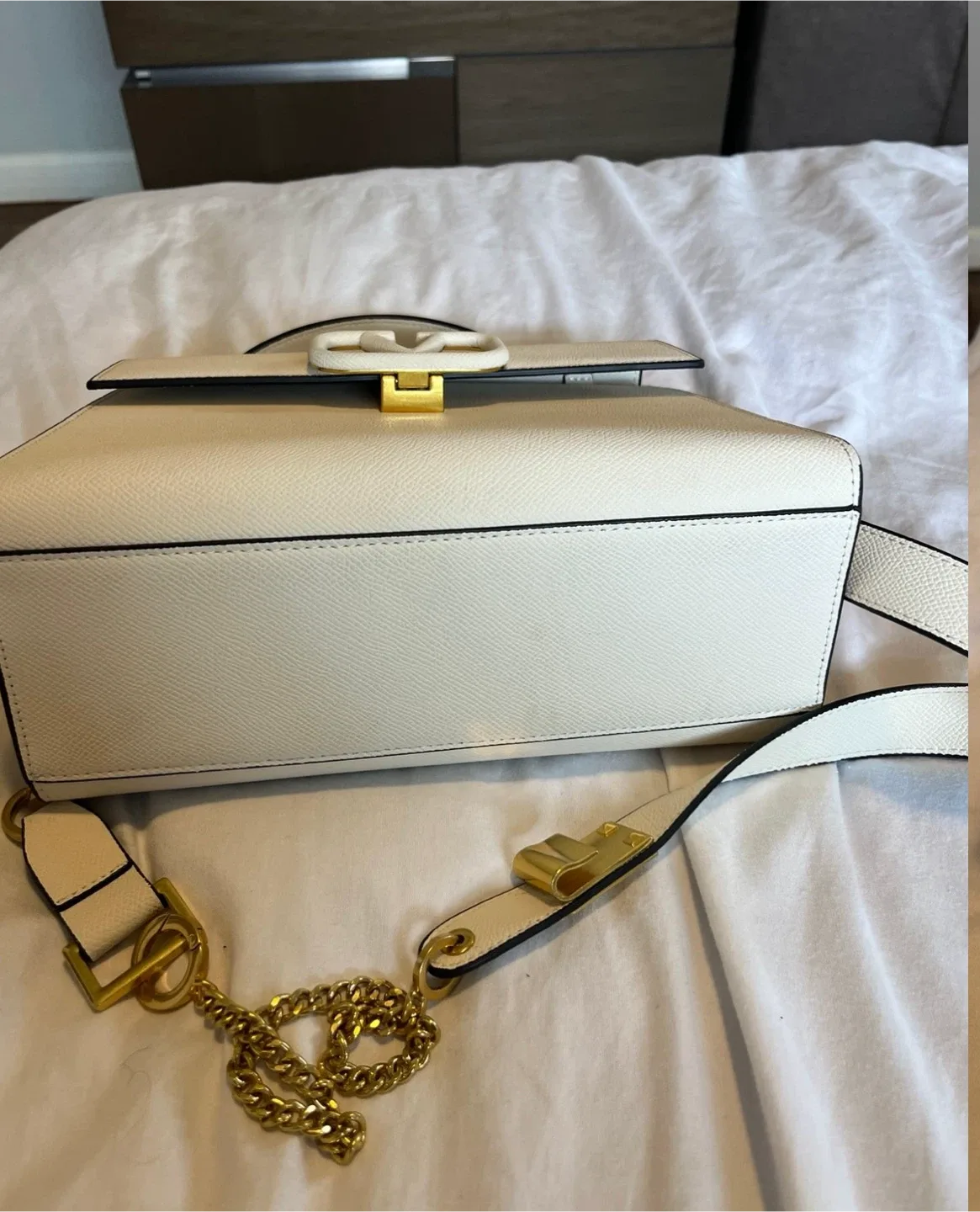Valentino Garavani White Leather satchel  Top Handle Bag image indicator(2)