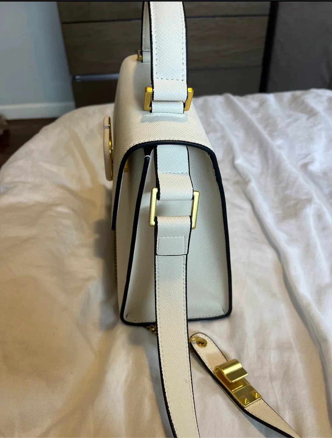 Valentino Garavani White Leather satchel  Top Handle Bag image indicator(7)