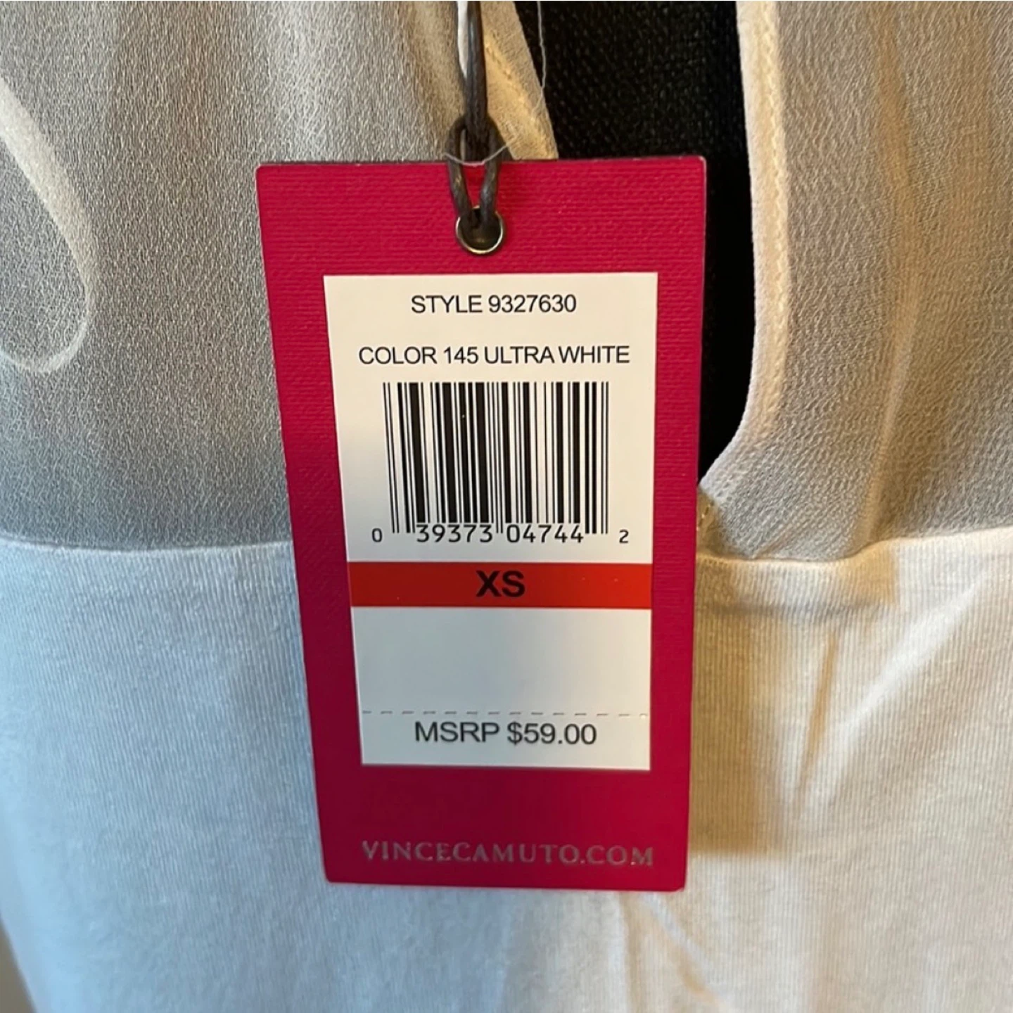 *NWT* Vince Camuto White Sleeveless Top - Size XS - photo 4