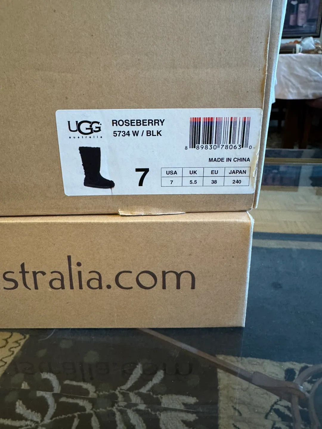 UGG Roseberry 5734 Black Boots - Size 7