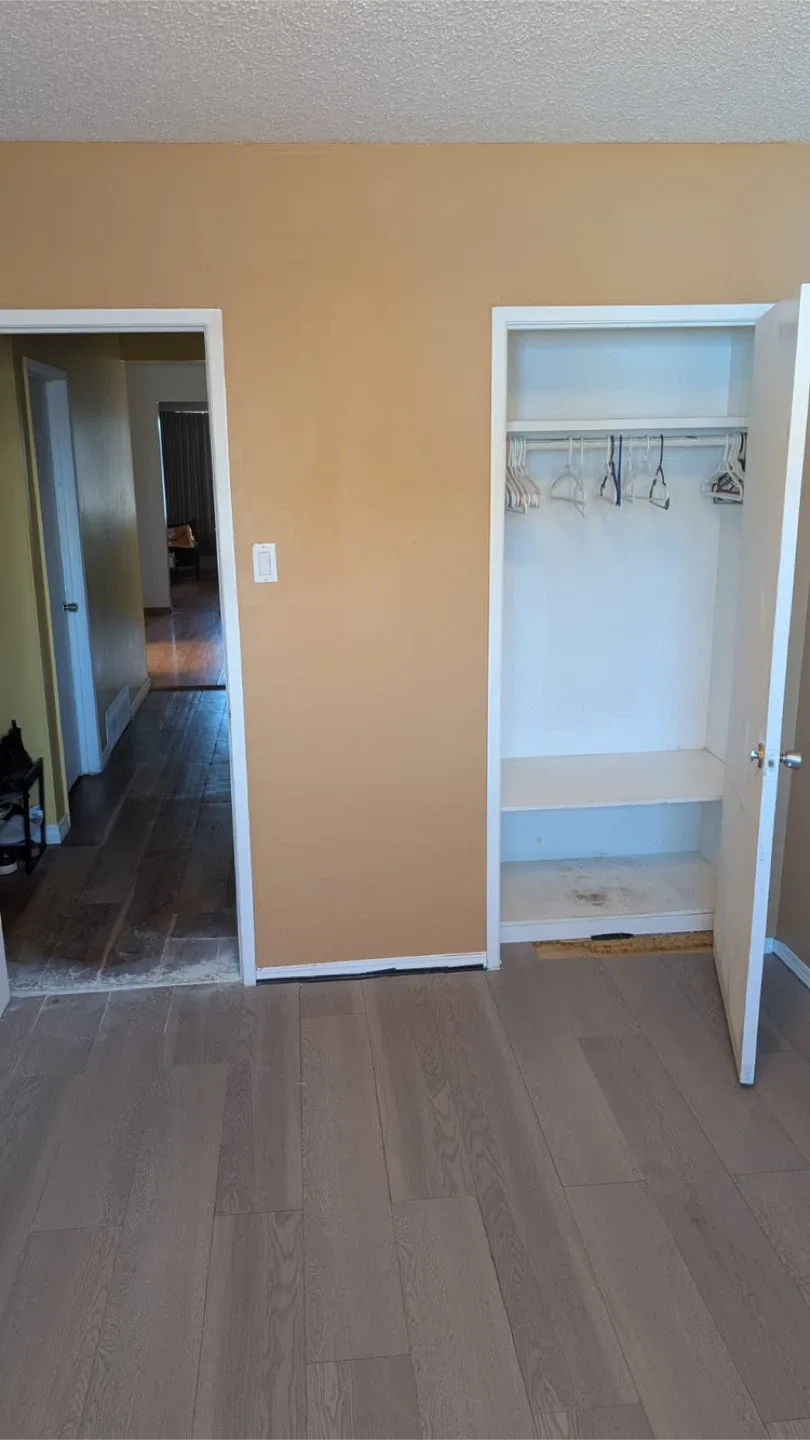 Room for rent image indicator(2)