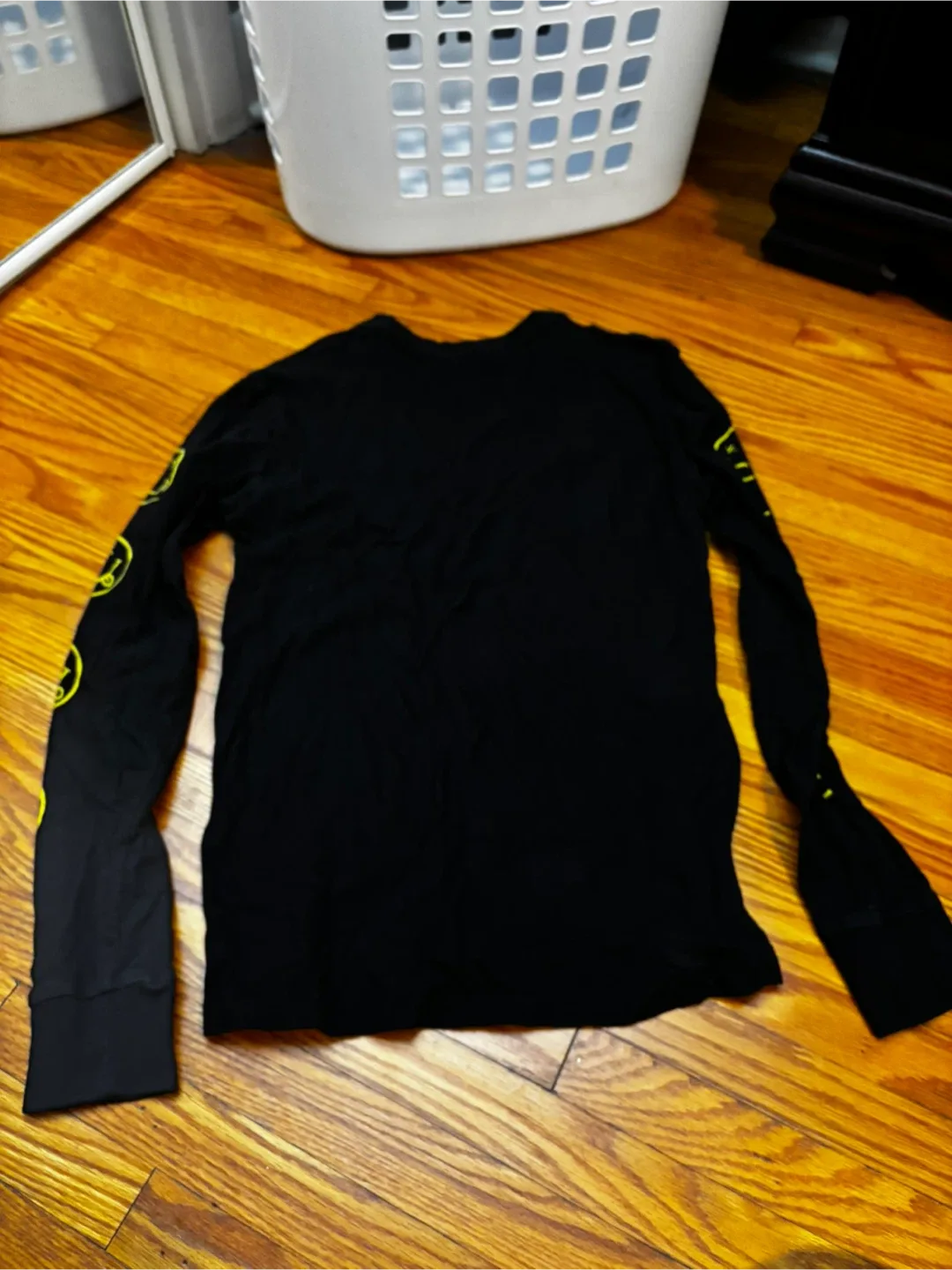 Nirvana Black Long Sleeve Shirt - XS image indicator(2)