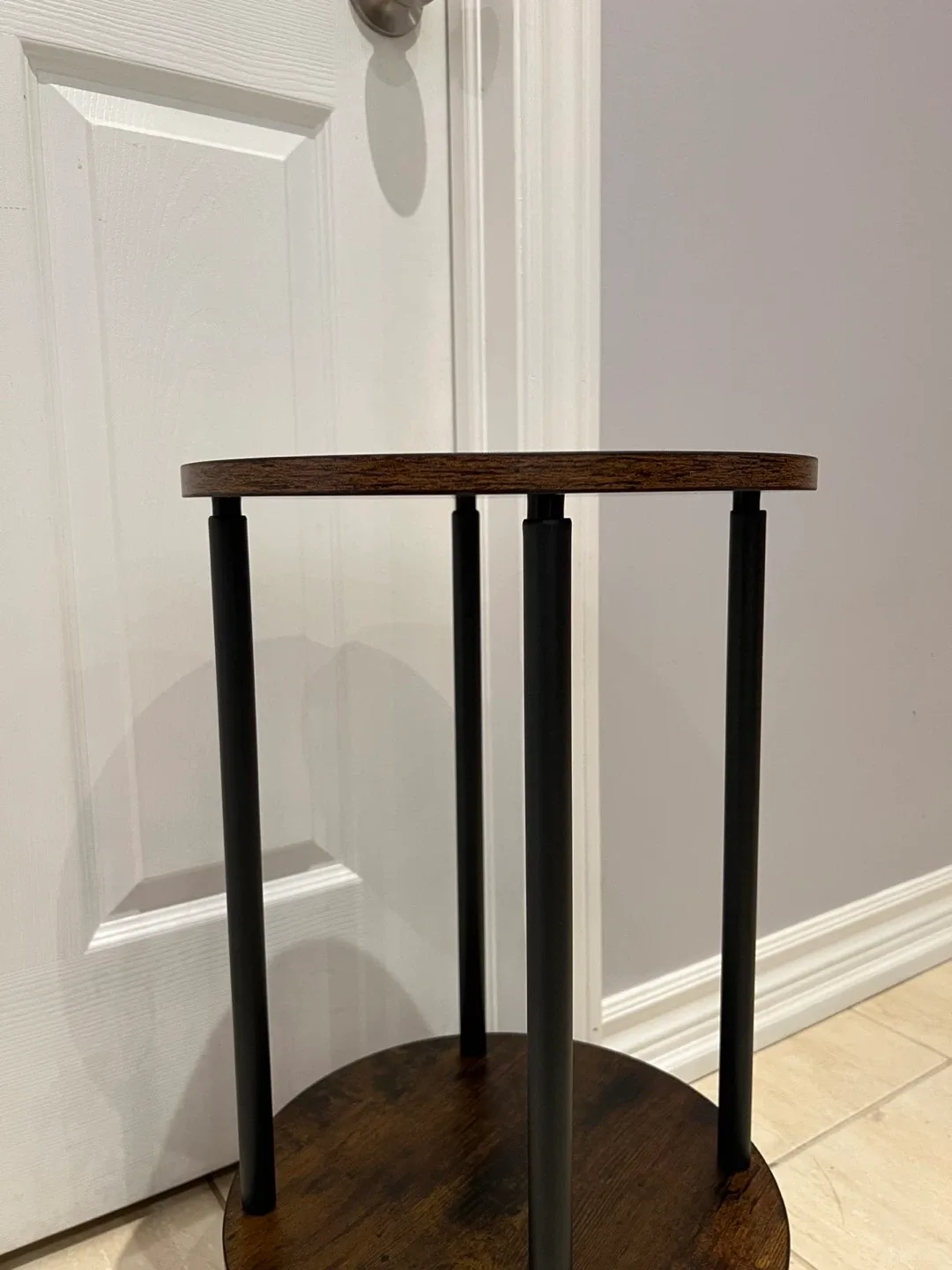 Round Side Table - Brown & Black image indicator(3)