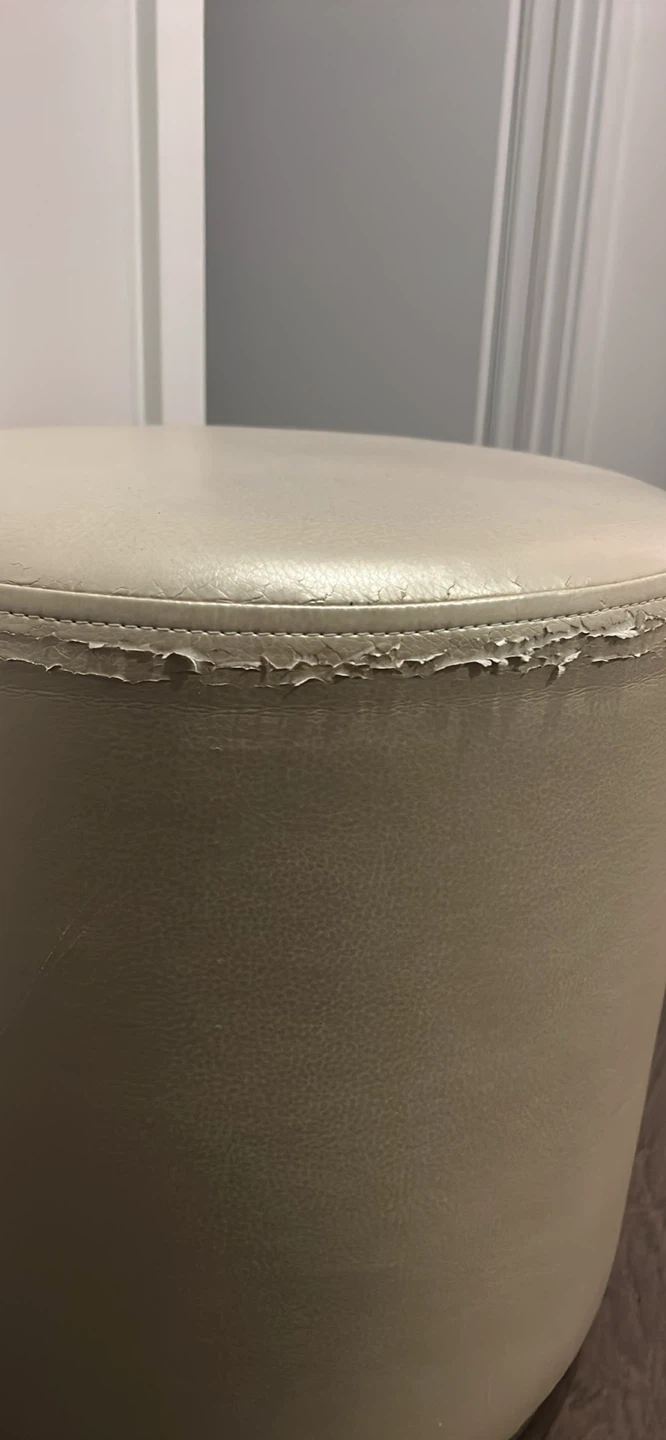 Beige Round Ottoman - photo 3