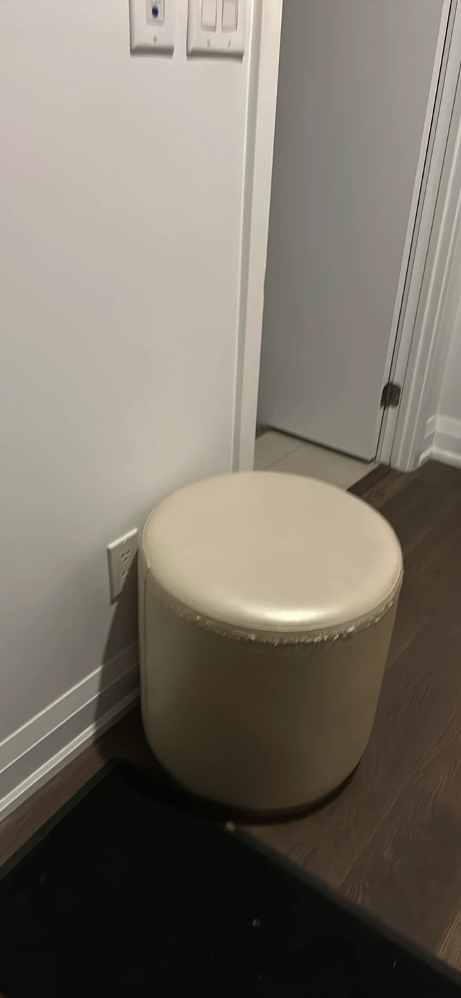 Beige Round Ottoman - photo 2