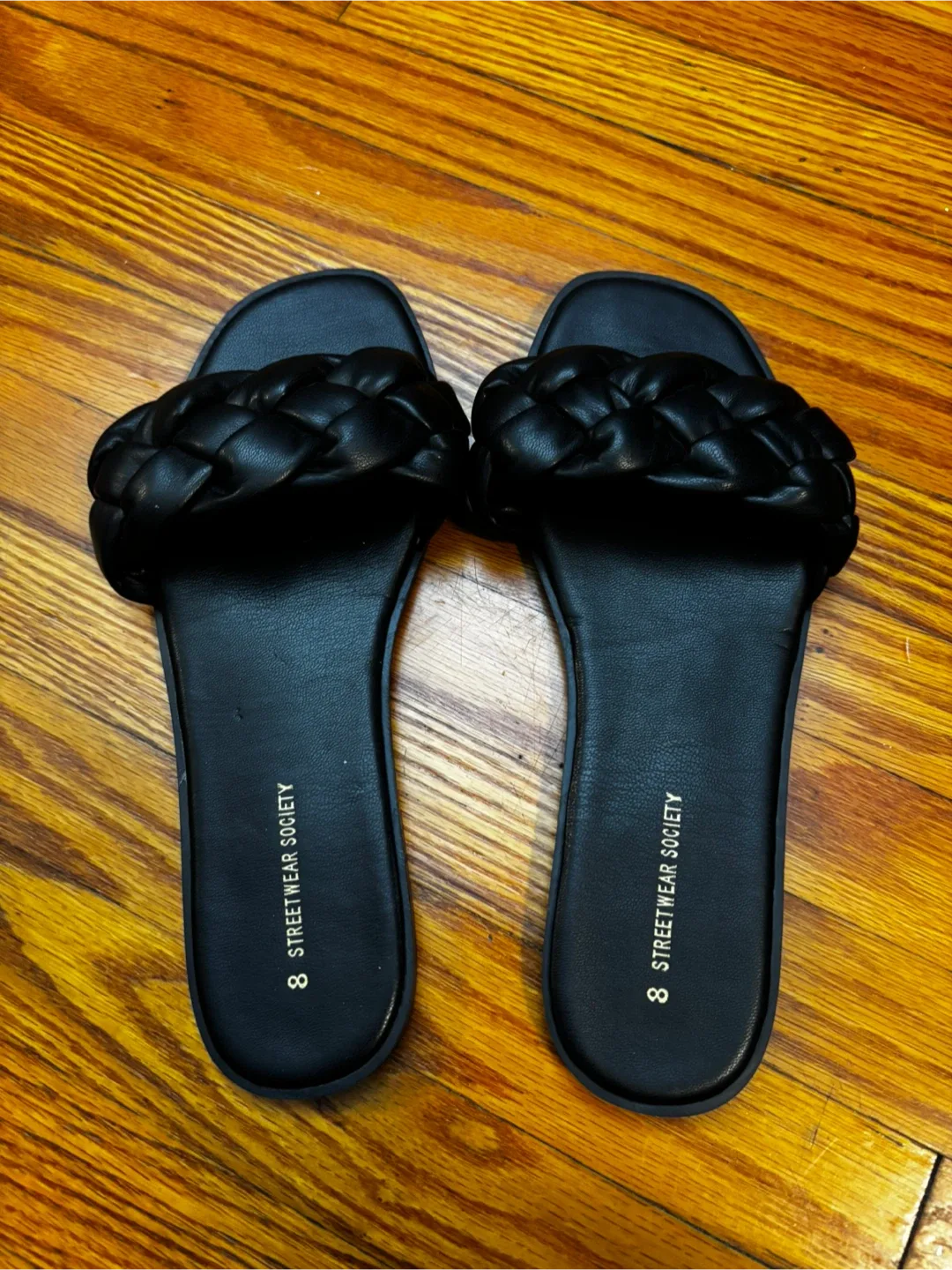 Black Slides - size 8 women’s image indicator(2)