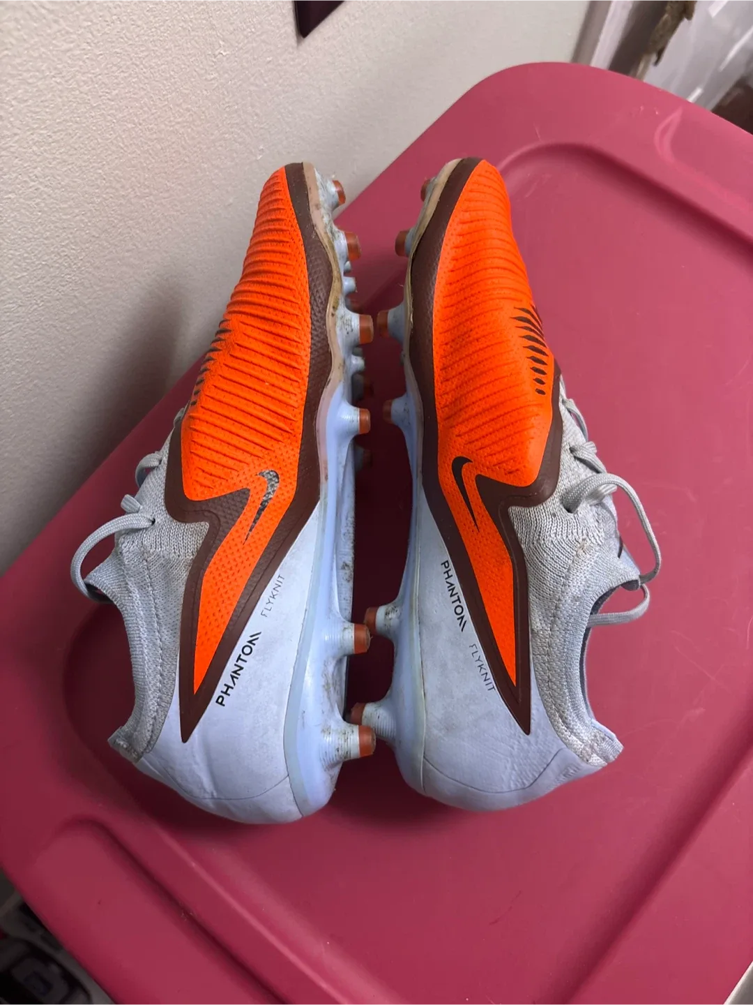 Nike phantom 6 pro Ag 8.5 size image indicator(5)