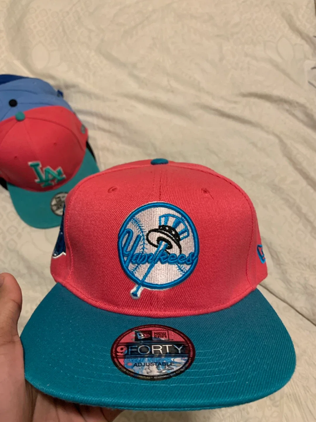 New Era 9FORTY Yankees Adjustable Cap - Pink/Teal