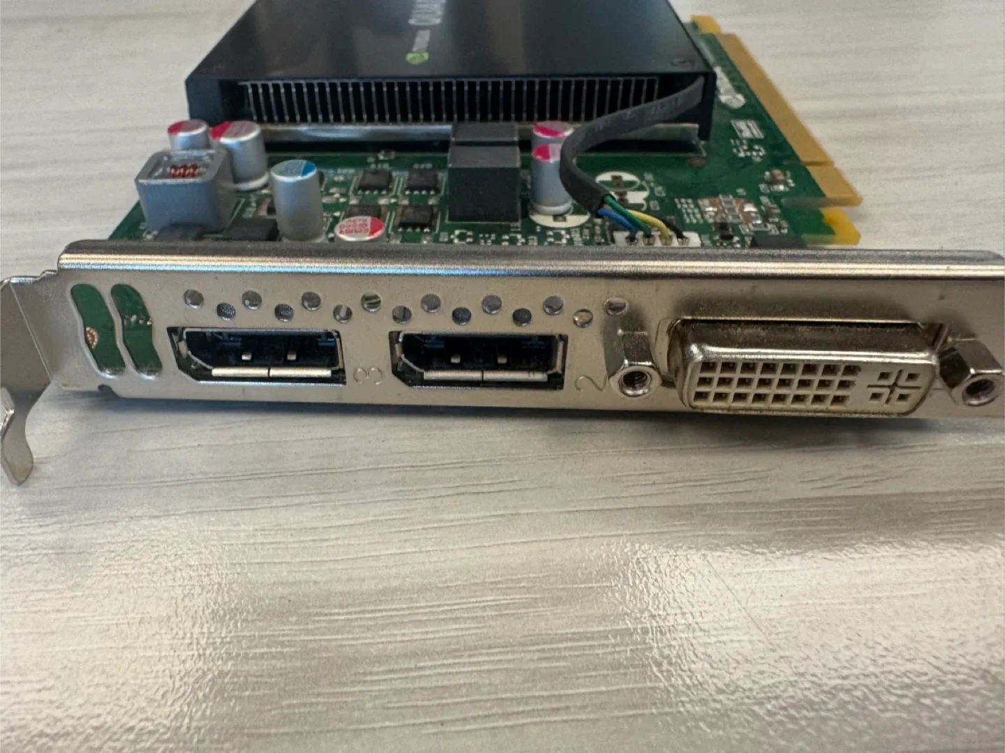 Nvidia Quadro K2200 4GB Graphics Card image indicator(2)