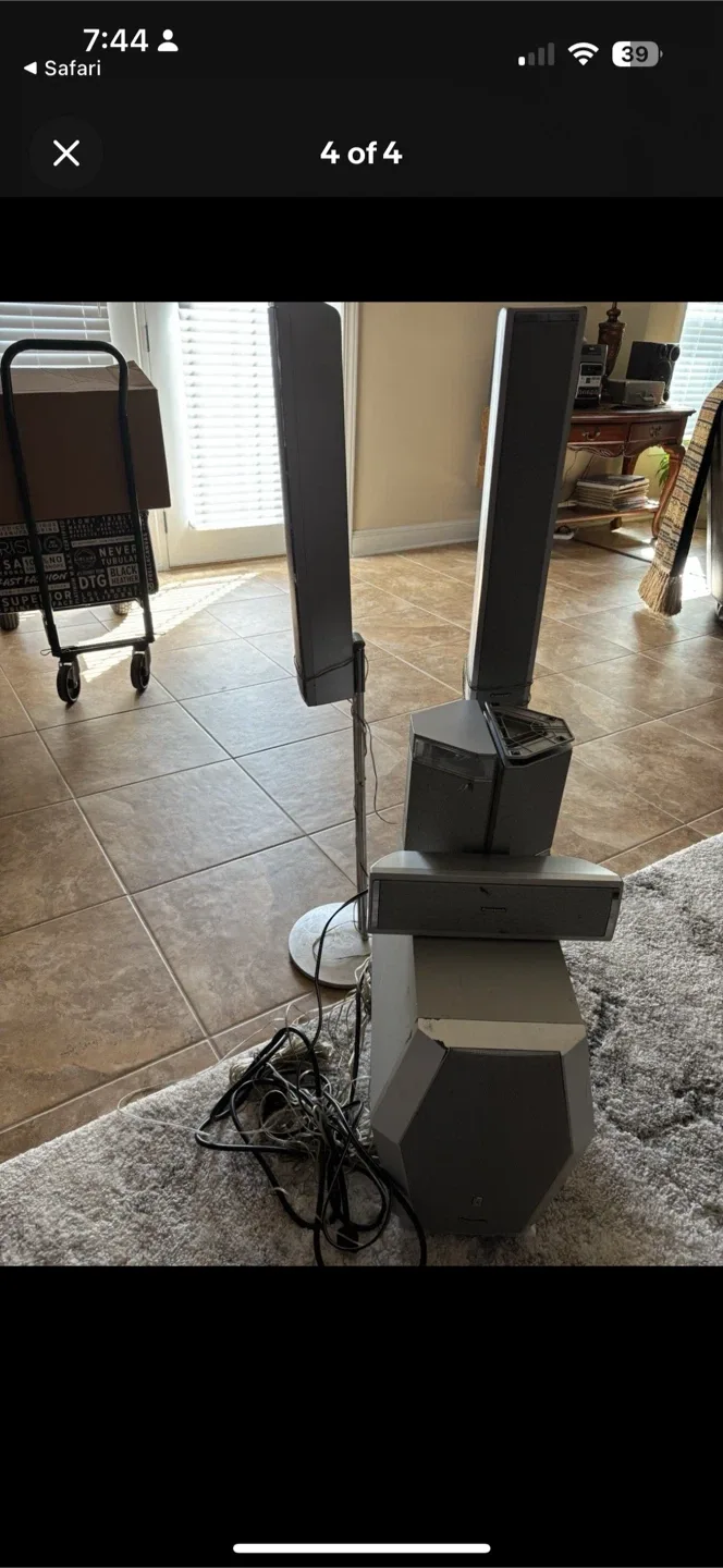 Panasonic SA-HT930 DVD Home Theater Sound System image indicator(4)