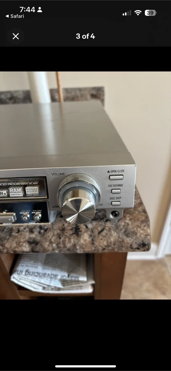 Panasonic SA-HT930 DVD Home Theater Sound System image indicator(3)