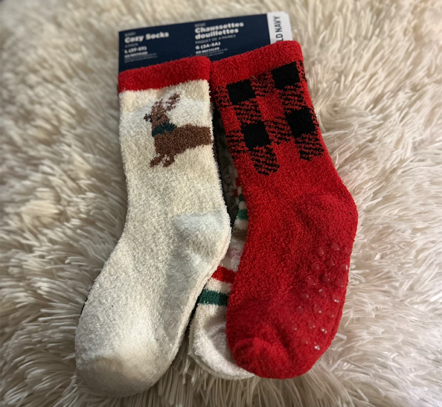 Old Navy Cozy Socks, Size :Large 3T-5T) 4Pairs