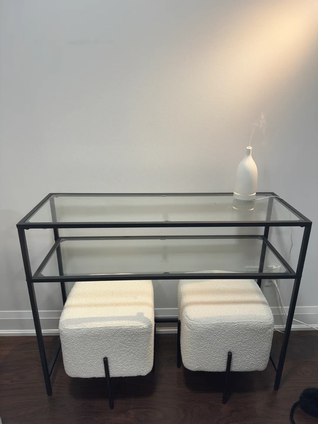 Glass Shelf Table with 2 Boucle Stools