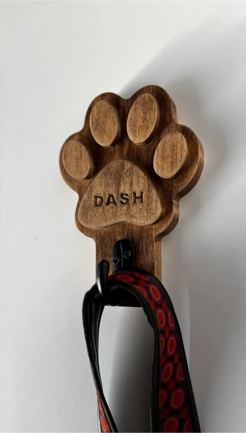 🐾 Personalized Pet Leash Holder – Custom Engraved 🐾 image indicator(5)
