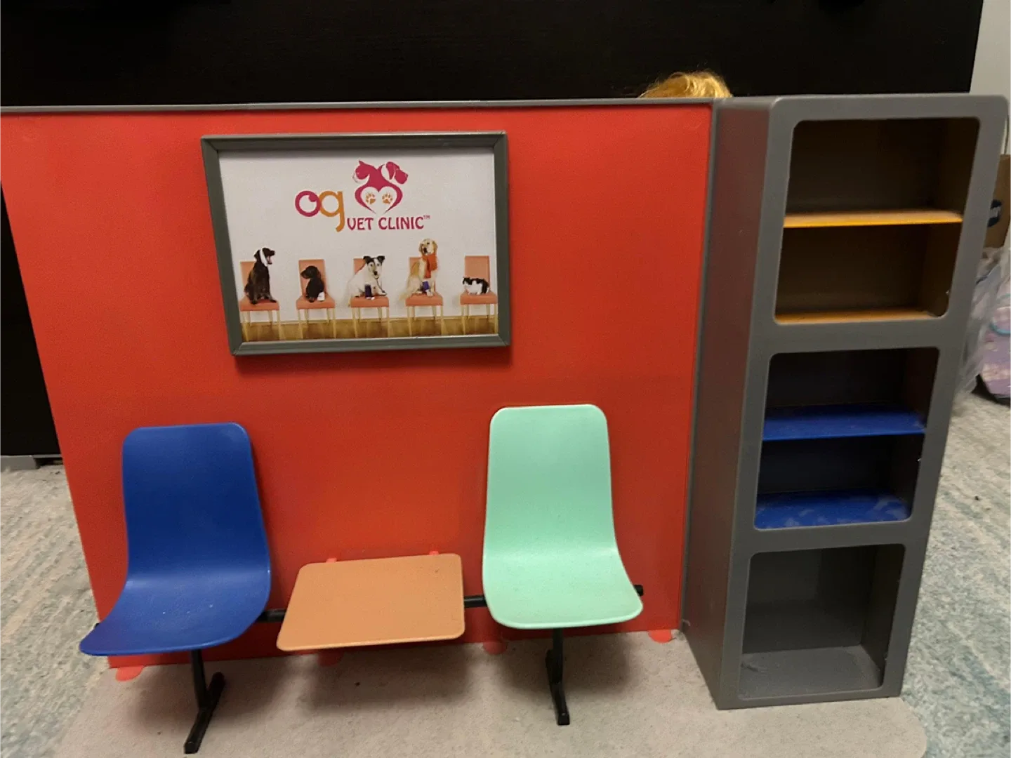 LOT: Our generation clinique vétérinaire avec poupée incluse image indicator(4)