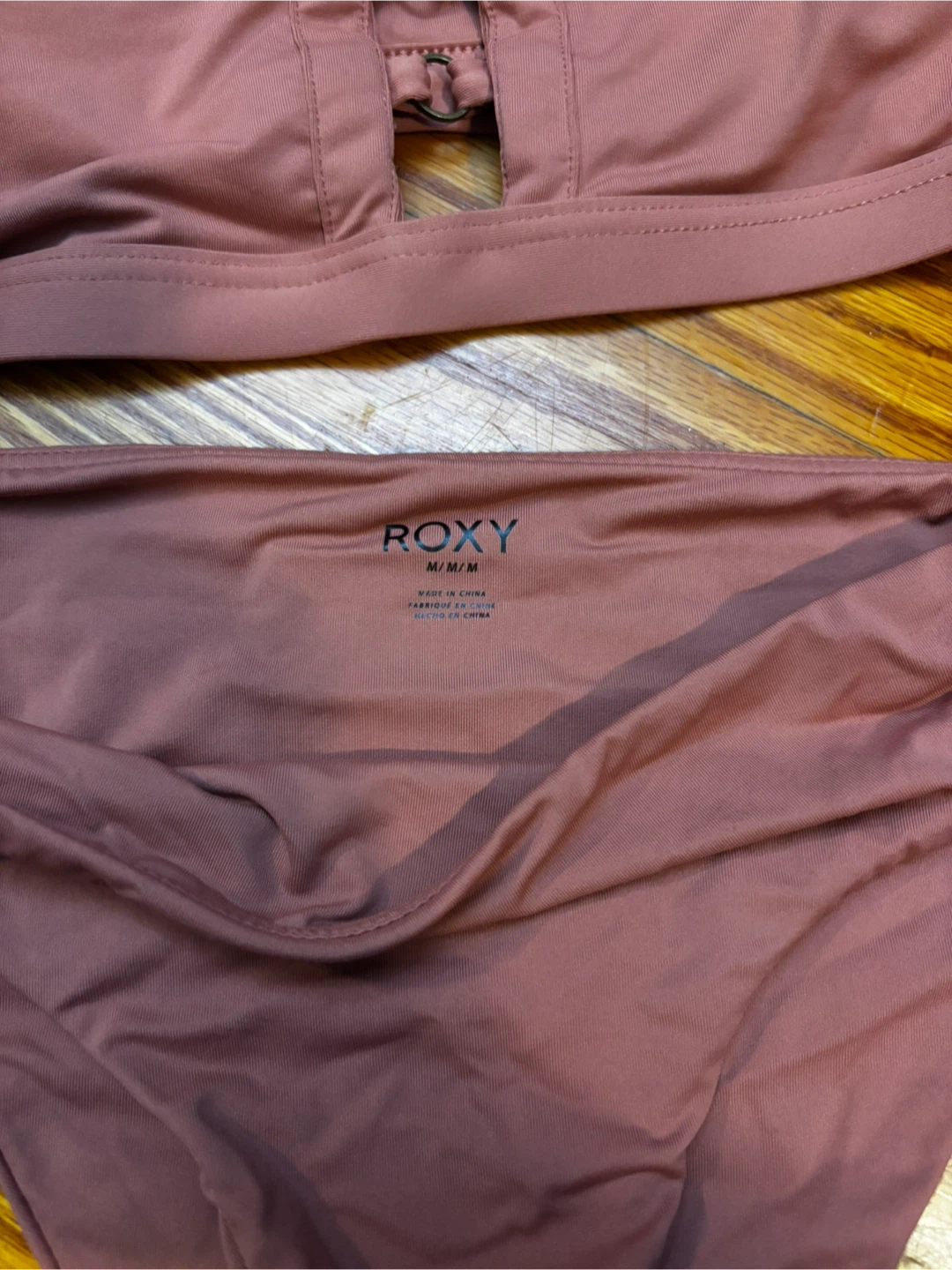 Roxy Swimsuit - Size M/L - photo 3