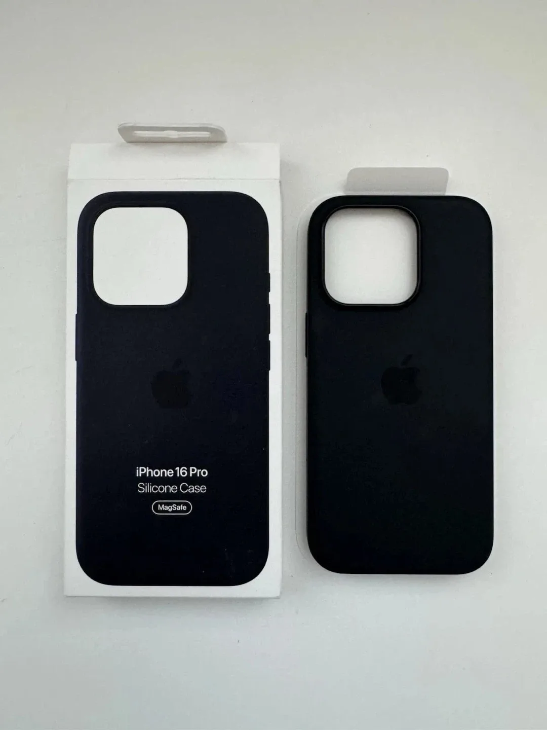 Apple iPhone 16 Pro Silicon Case - Black