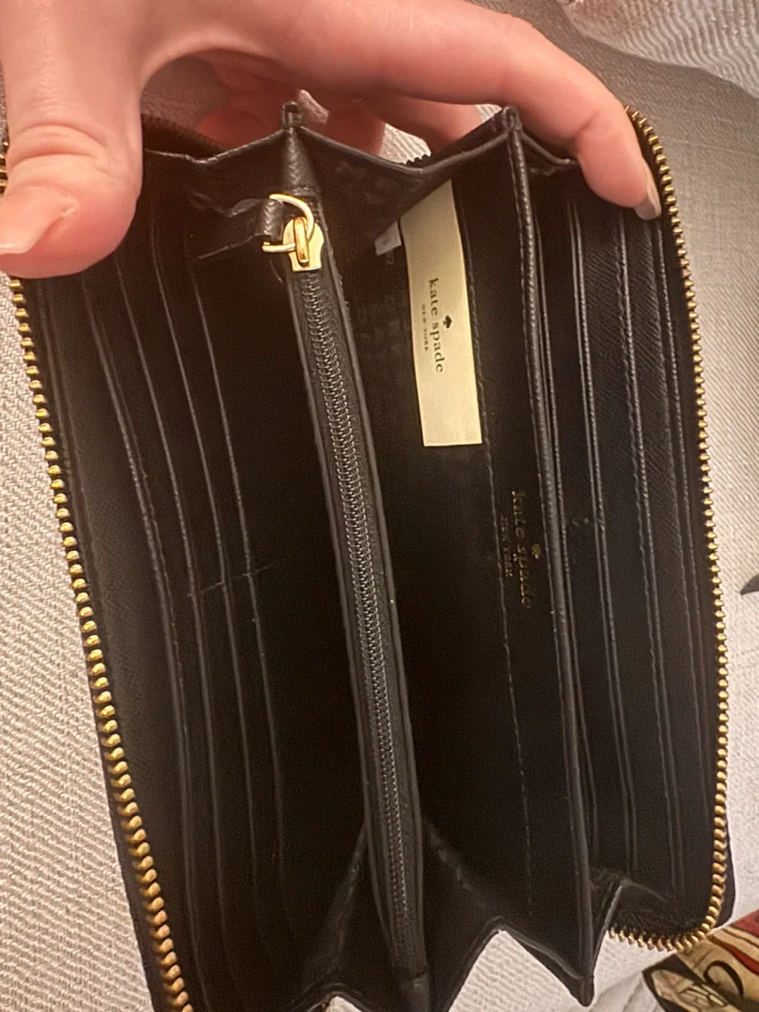 Kate Spade Wallet & Crossbody Bundle image indicator(3)