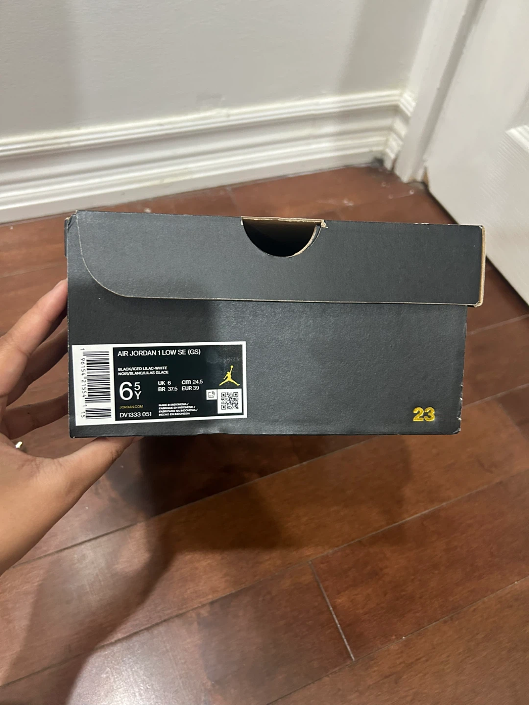 Air Jordan 1 Low SE (GS) Black/Lilac - Size 6.5 - photo 5