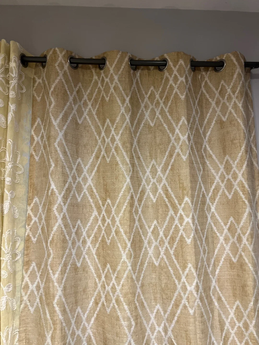 Patterned Window Curtains image indicator(3)