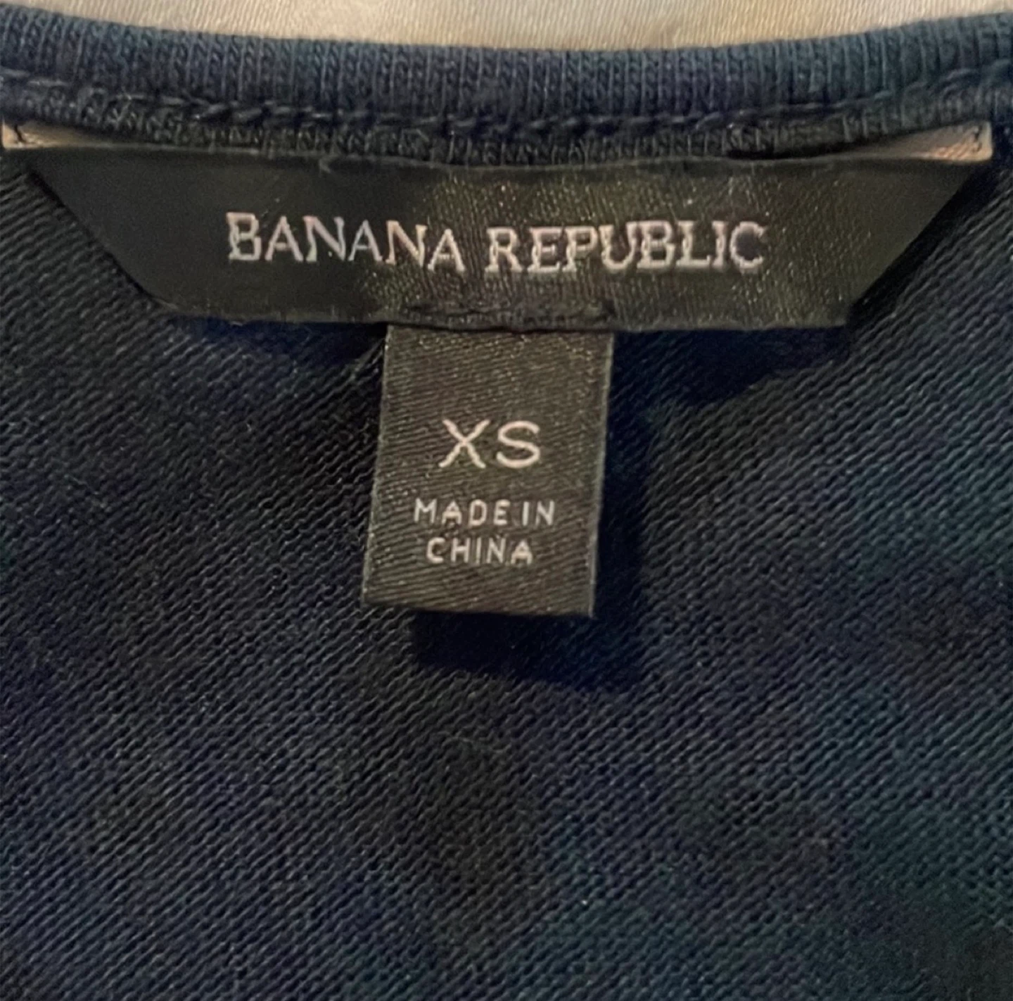 Banana Republic XS Sleeveless Top with Ruffle detail - photo 3