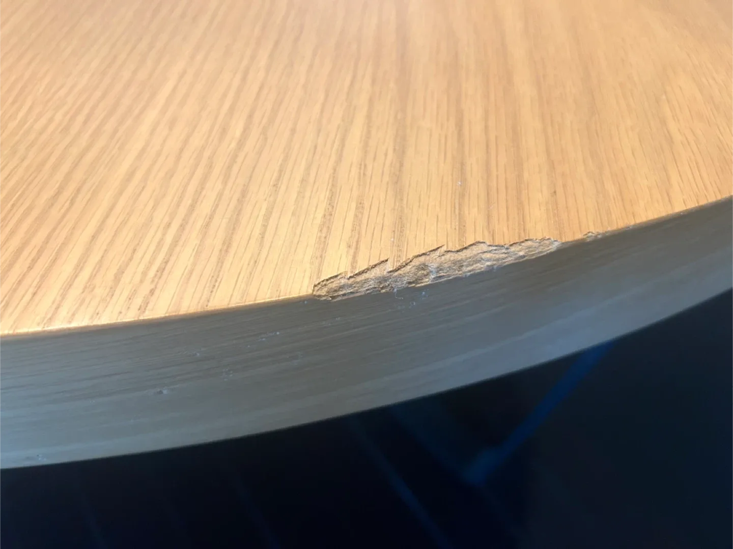 Round Wooden Dining Table image indicator(5)