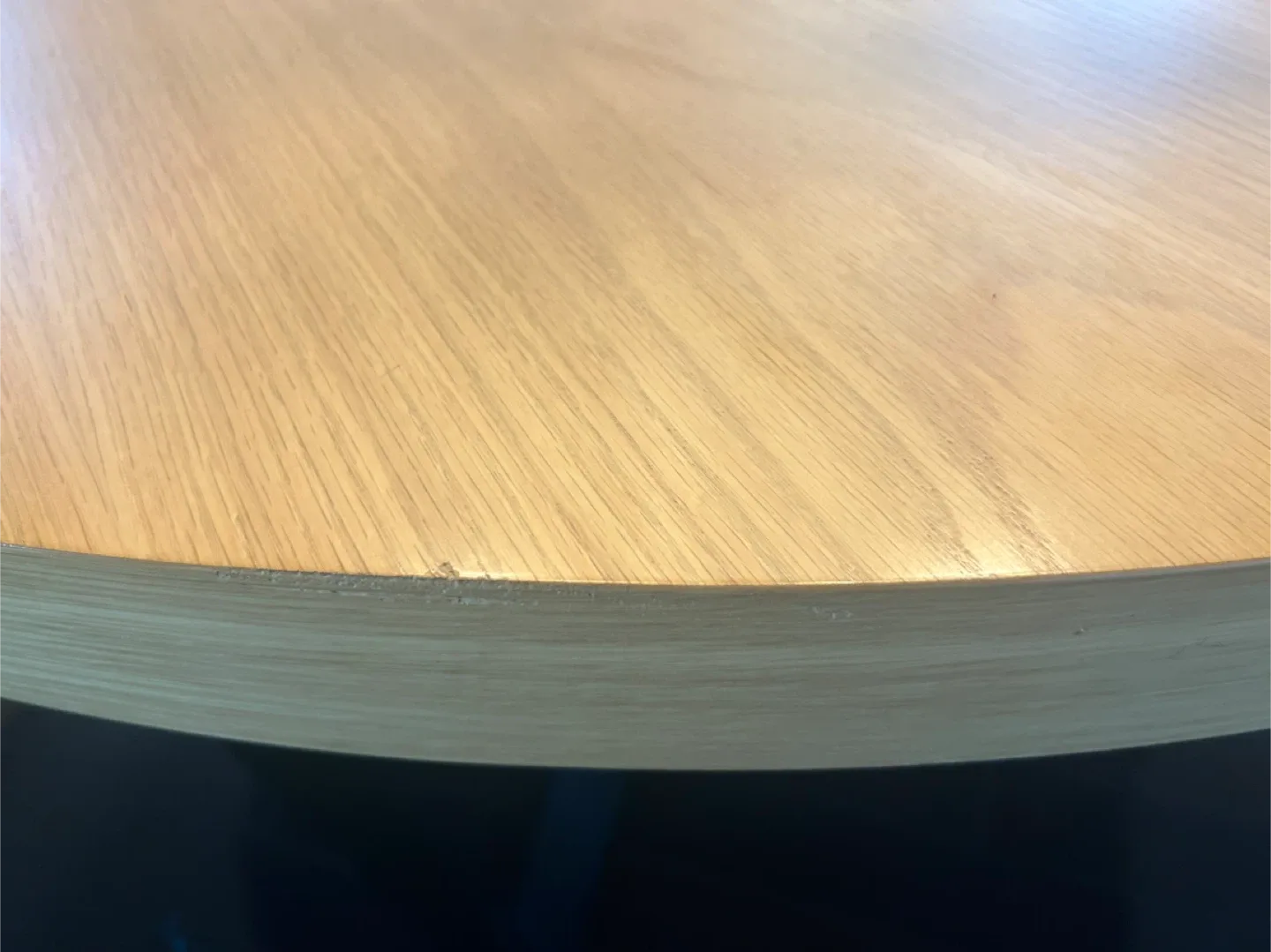 Round Wooden Dining Table image indicator(3)