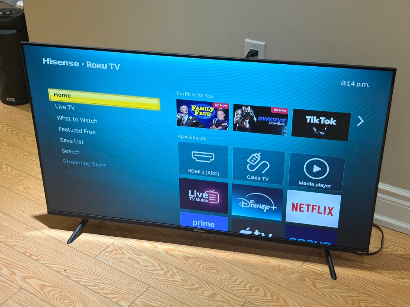 Hisense Roku TV 43" H4 Series - photo 2