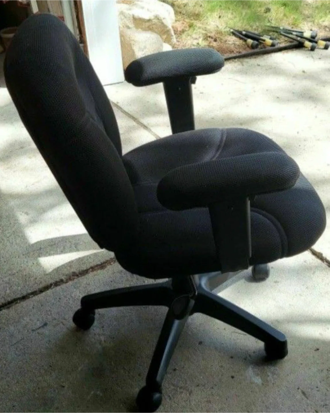 Black Office Chair - Novimex Fashion LTD image indicator(3)