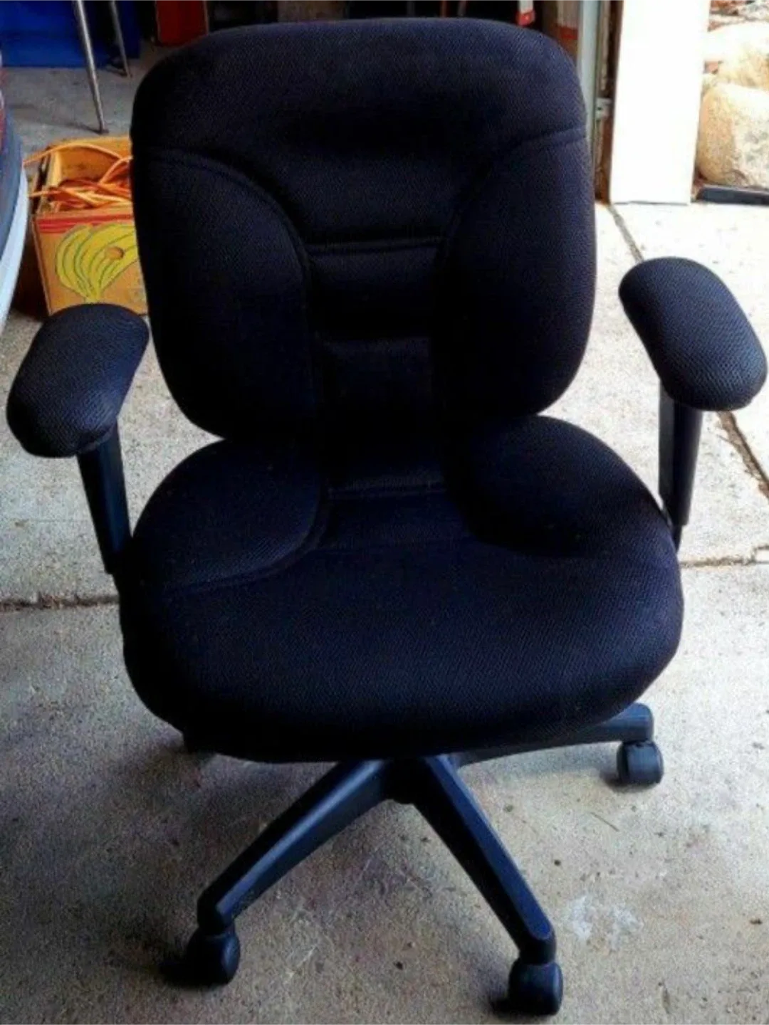 Black Office Chair - Novimex Fashion LTD