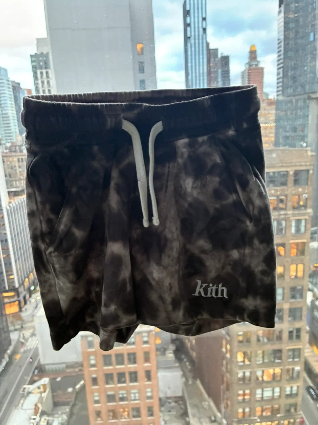 Kith Kids Tie Dye Shorts Size 2 Toddler Black gray image indicator(3)