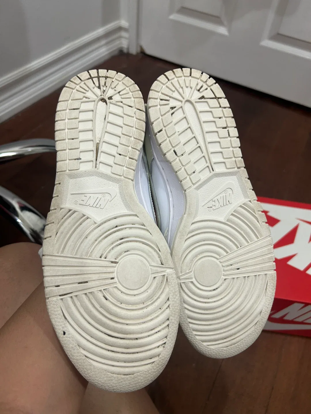 Nike Dunk Low Women's Size 7.5 image indicator(4)