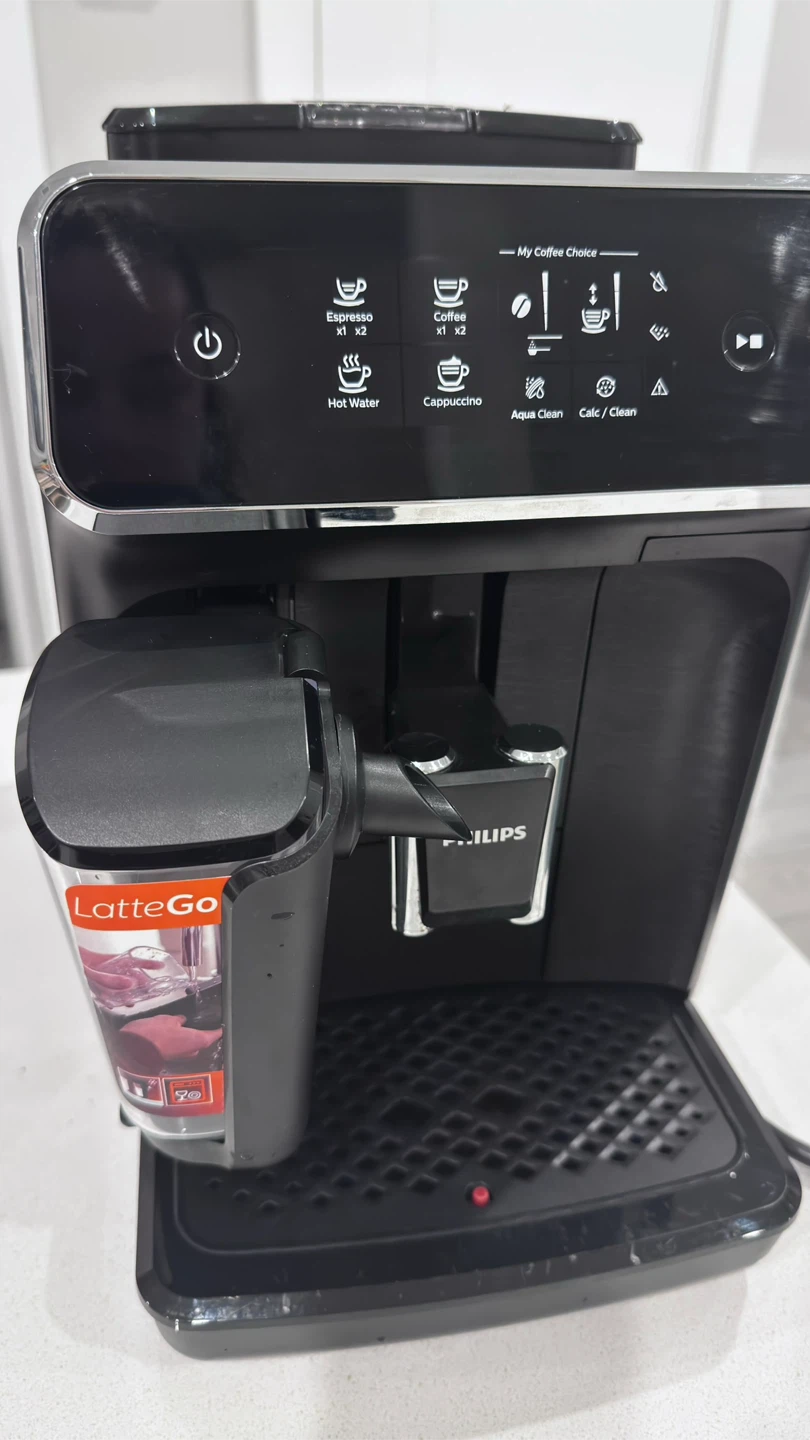 Philips 2200 Series Fully Automatic Espresso Machine - photo 2