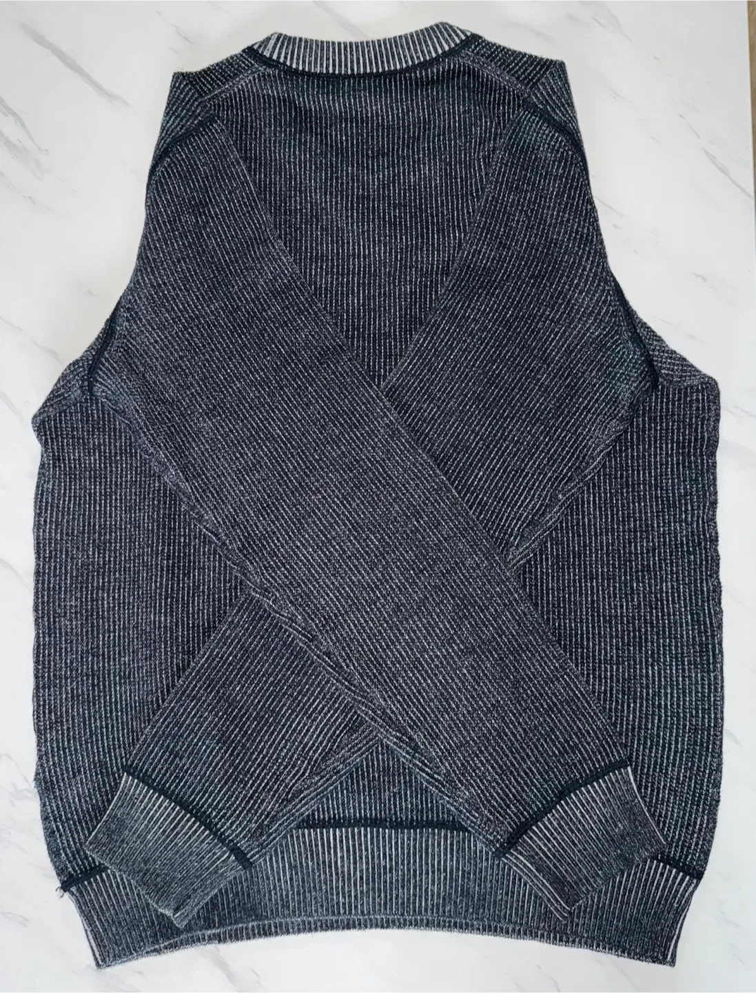 Armani Exchange Sweater Size S/P image indicator(2)